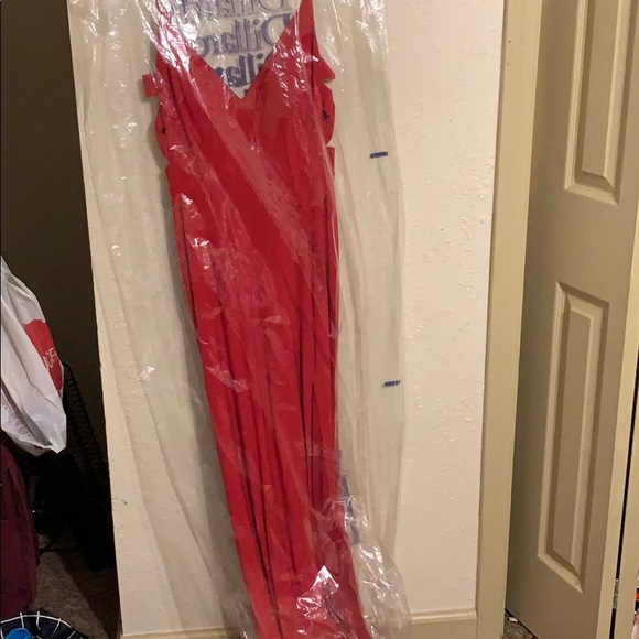 Red jump apparel dress - Picture 1 of 1